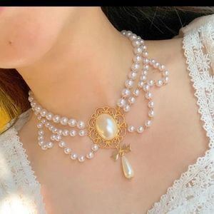 NWOT Pearl Marie Antoinette Choker Necklace